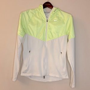 Nike hooded zippy, drifit S